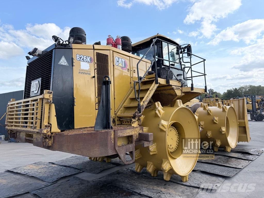 CAT 826 K Nabijači zemlje