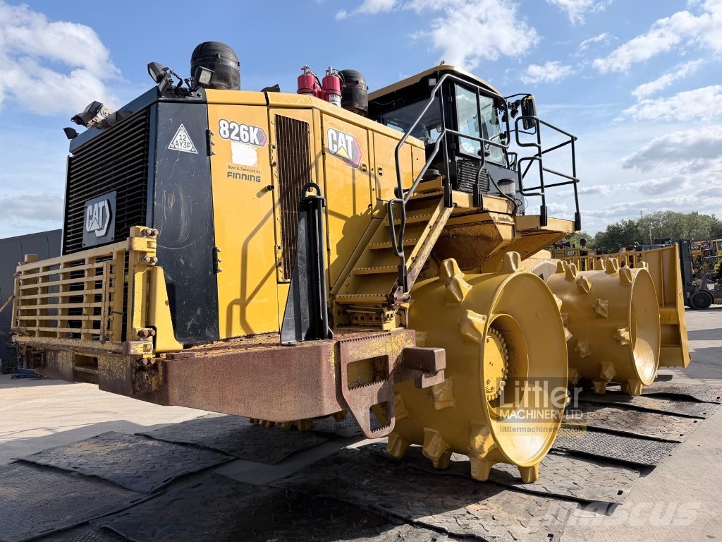 CAT 826 K Nabijači zemlje