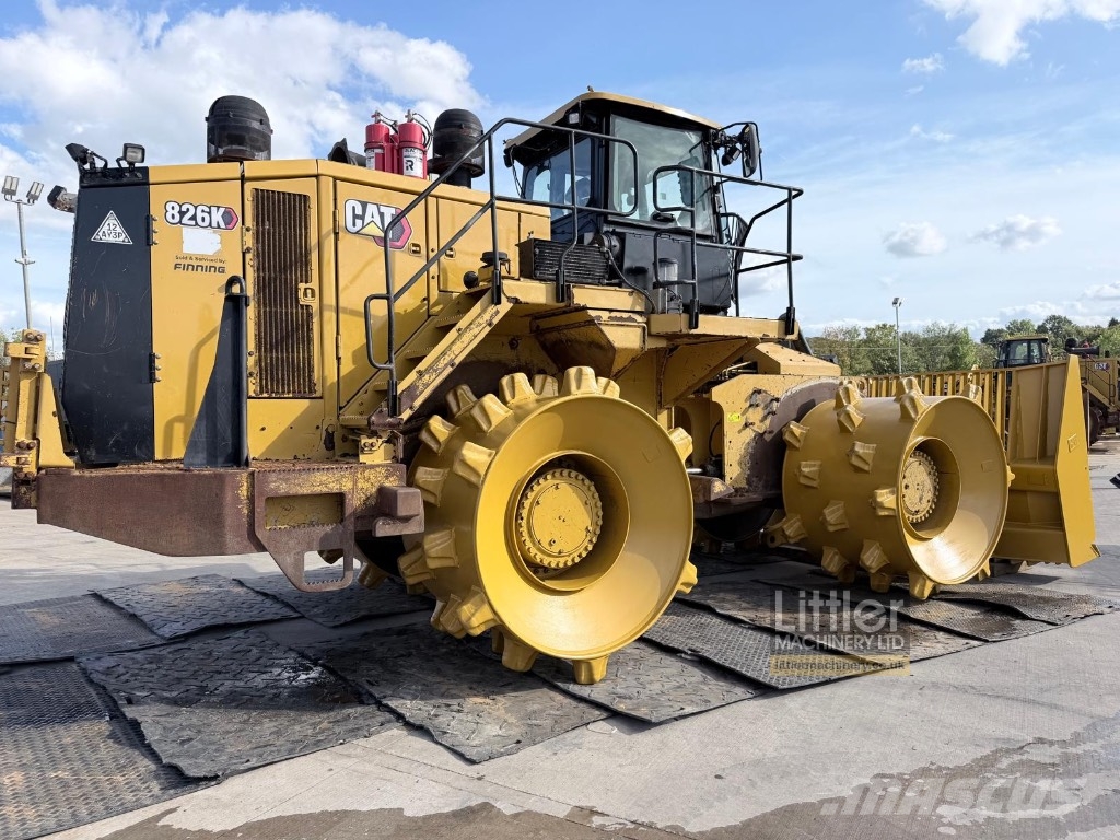 CAT 826 K Nabijači zemlje