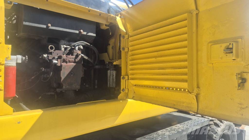 Komatsu PW 180-7EO Bageri na kotačima