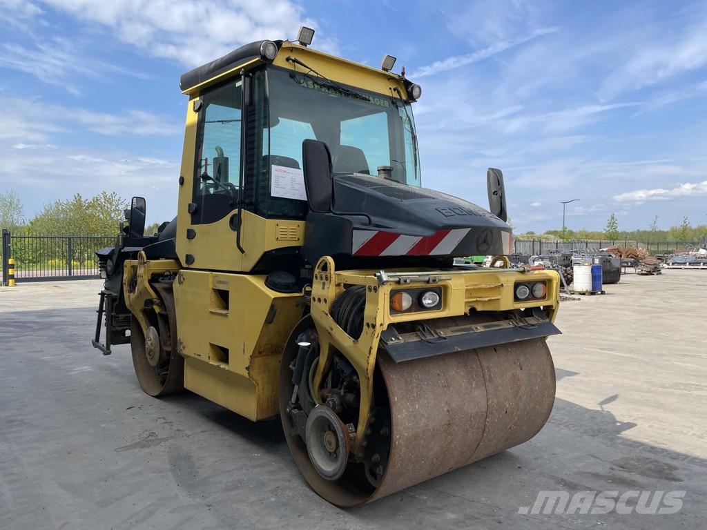 Bomag BW 154 AP-4V AM Çift tamburlu silindirler