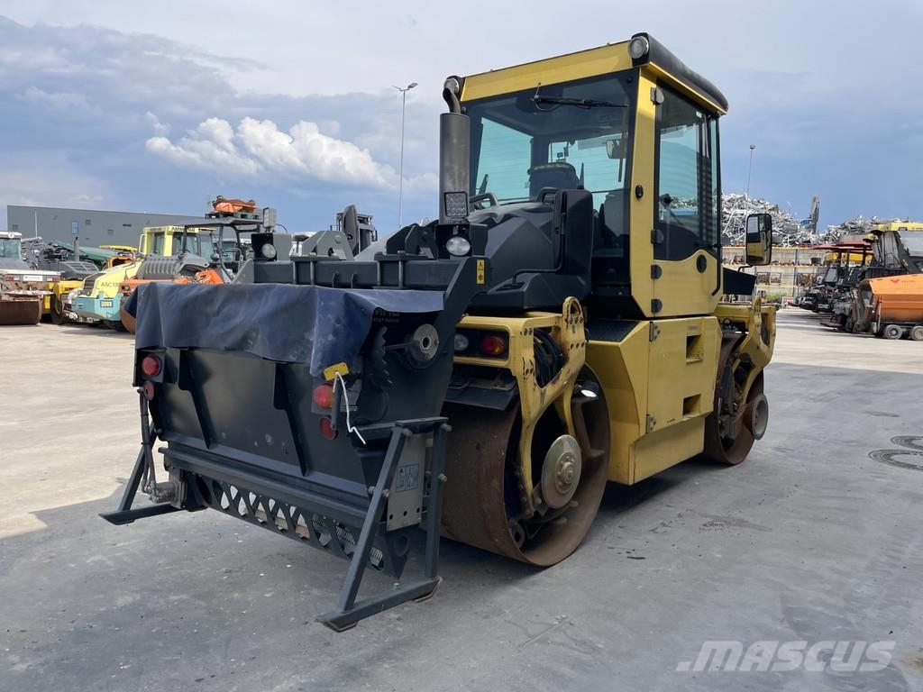 Bomag BW 154 AP-4V AM Çift tamburlu silindirler
