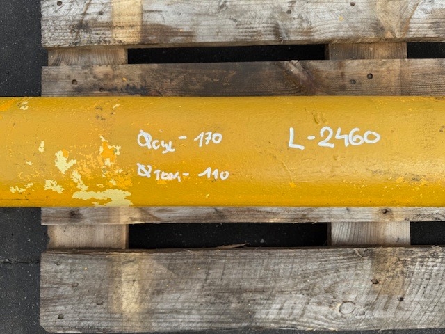 Sennebogen S 613 M USE HYDRAULIC CYLINDER Accessoires et pièces pour grue