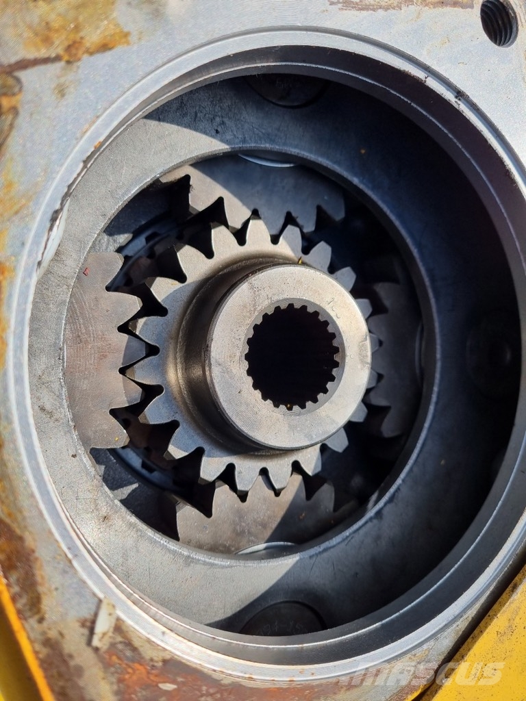 CAT 330 B SWING GEAR BOX REMAN/PRZEKŁADNIA OBROTU Radiatoren