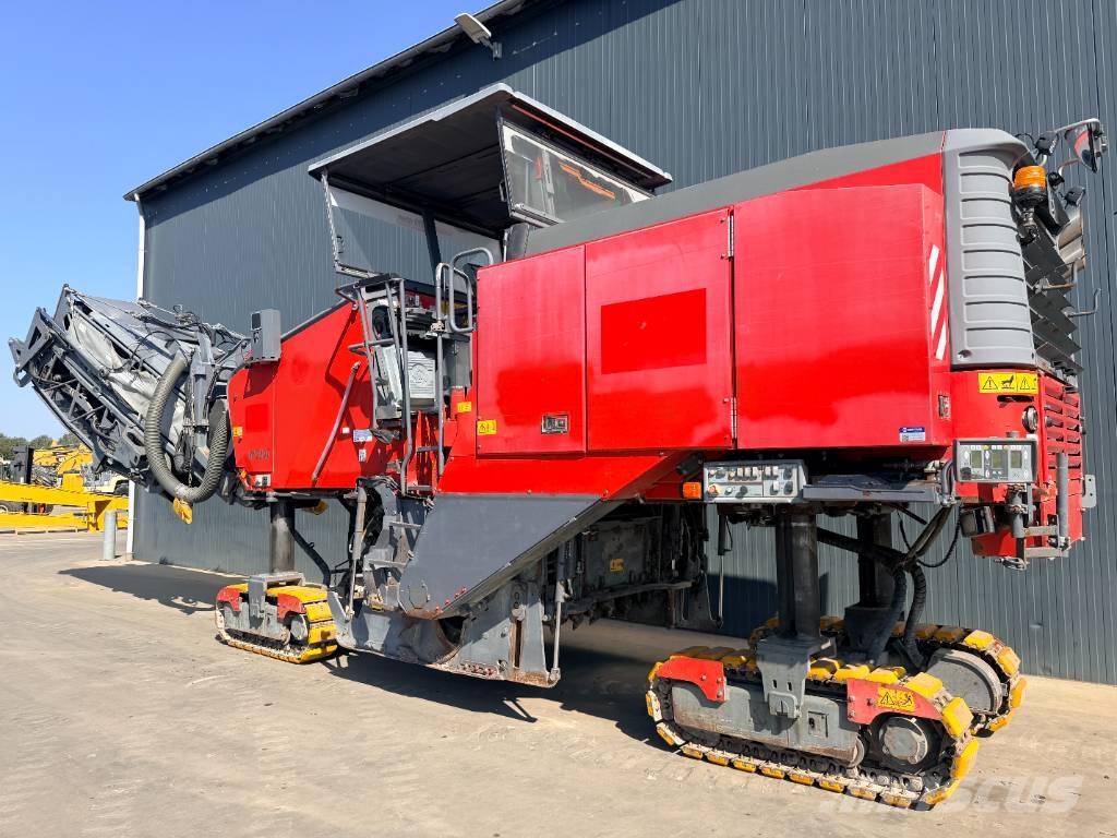 Wirtgen W210i Fresa a freddo per asfalto