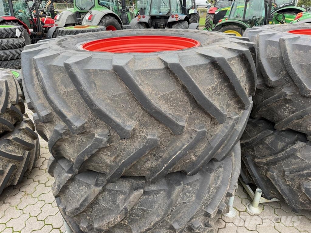 Trelleborg 4 x Räder 900/60R42 TM 900 Sonstige Landmaschinen