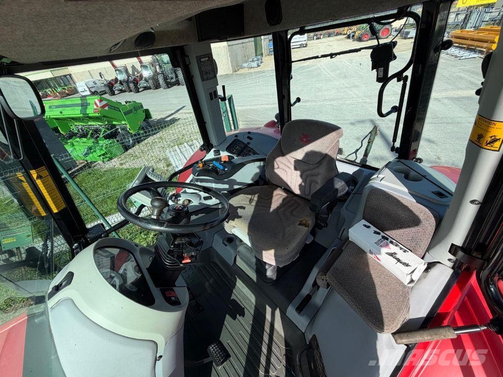 Massey Ferguson 8460 Dyna-VT Traktori