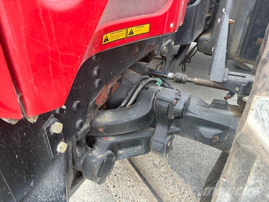 Massey Ferguson 8460 Dyna-VT الجرارات