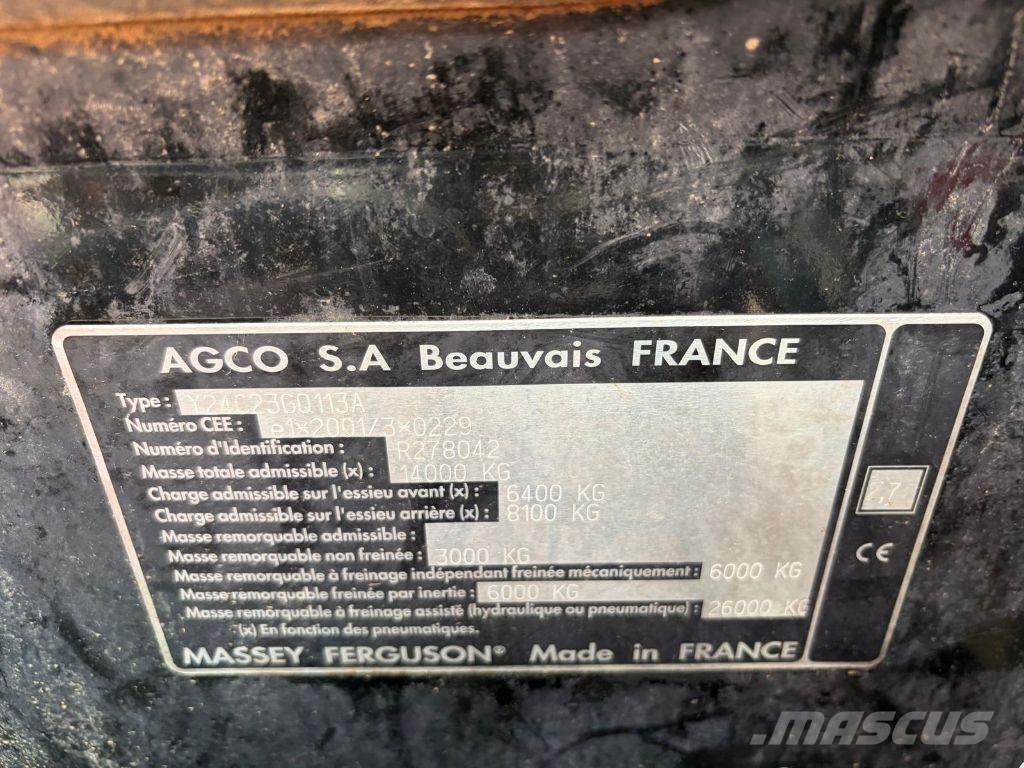 Massey Ferguson 8460 Dyna-VT Traktorok