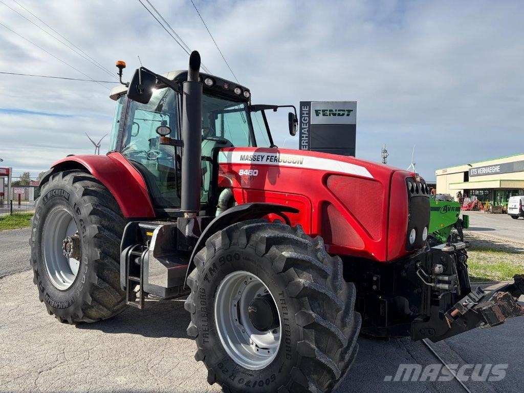 Massey Ferguson 8460 Dyna-VT Traktorit