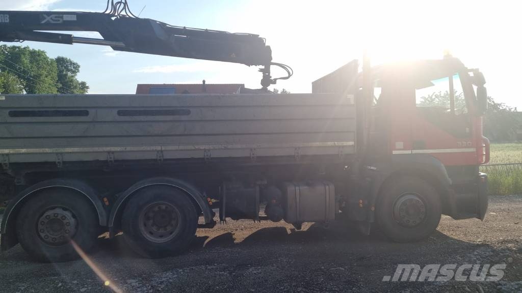 Iveco Stralis 260 S33 Lastbil med kran