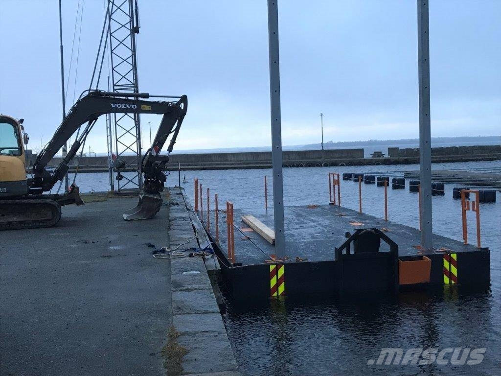 Flexi Barge / Pråm / Ponton 9 meter, nyhet stödben Tööpaadid / pargased