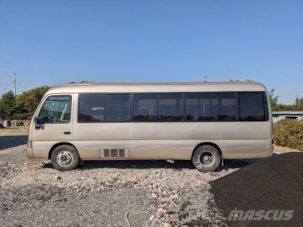 Toyota Coaster Bus 迷你巴士