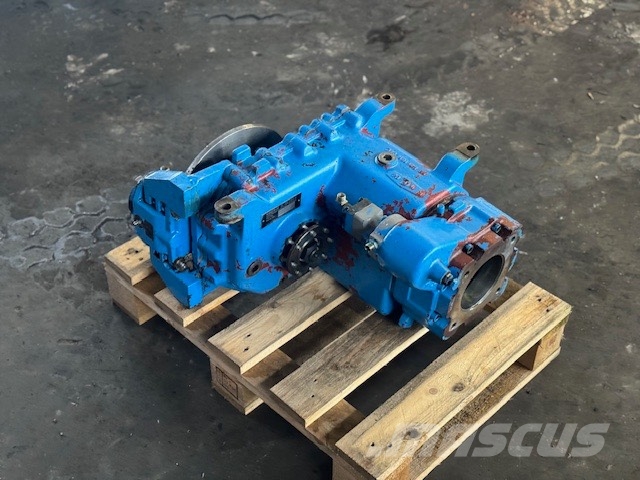 Fuchs MHL 340 TRANSMISSION Převodovka
