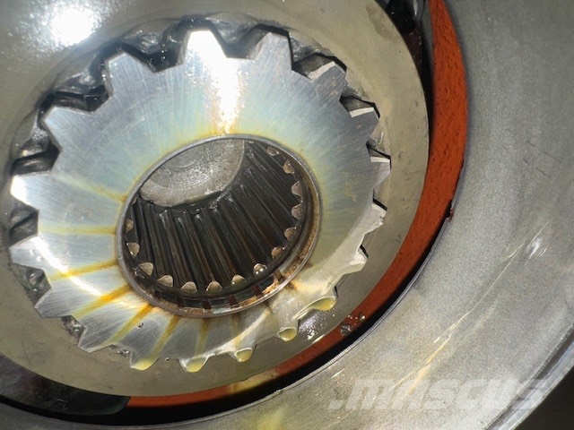 Fuchs MHL 340 TRANSMISSION Převodovka