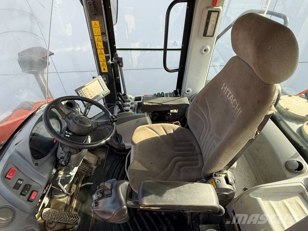 Hitachi ZW250-6 - CDC / 3rd Function / Auto Greasing Iekrāvēji uz riteņiem