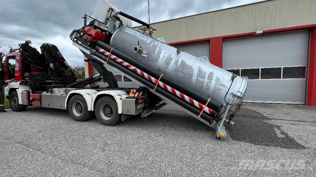 Altro-Tec GmbH Abrollcontainer 10m³ Feuerwehr Wassertank 组合/真空油槽车