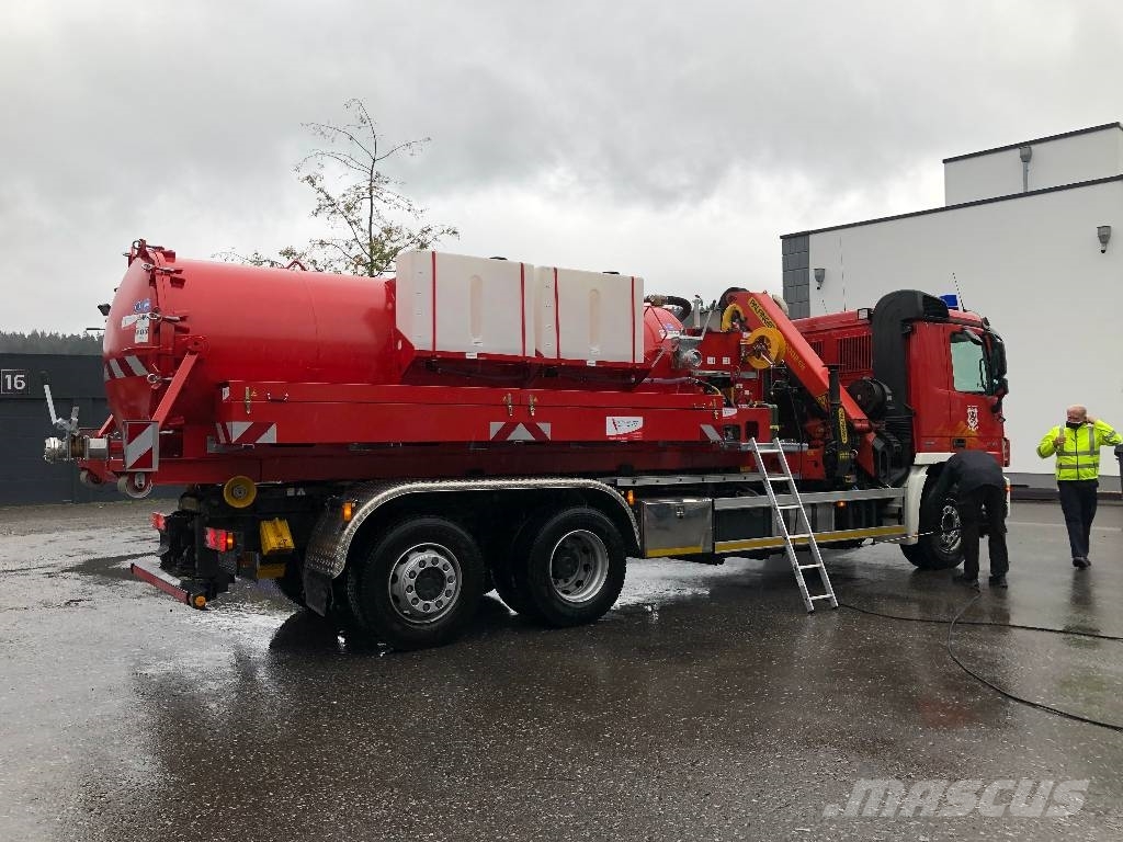 Altro-Tec GmbH Abrollcontainer 10m³ Feuerwehr Wassertank 组合/真空油槽车