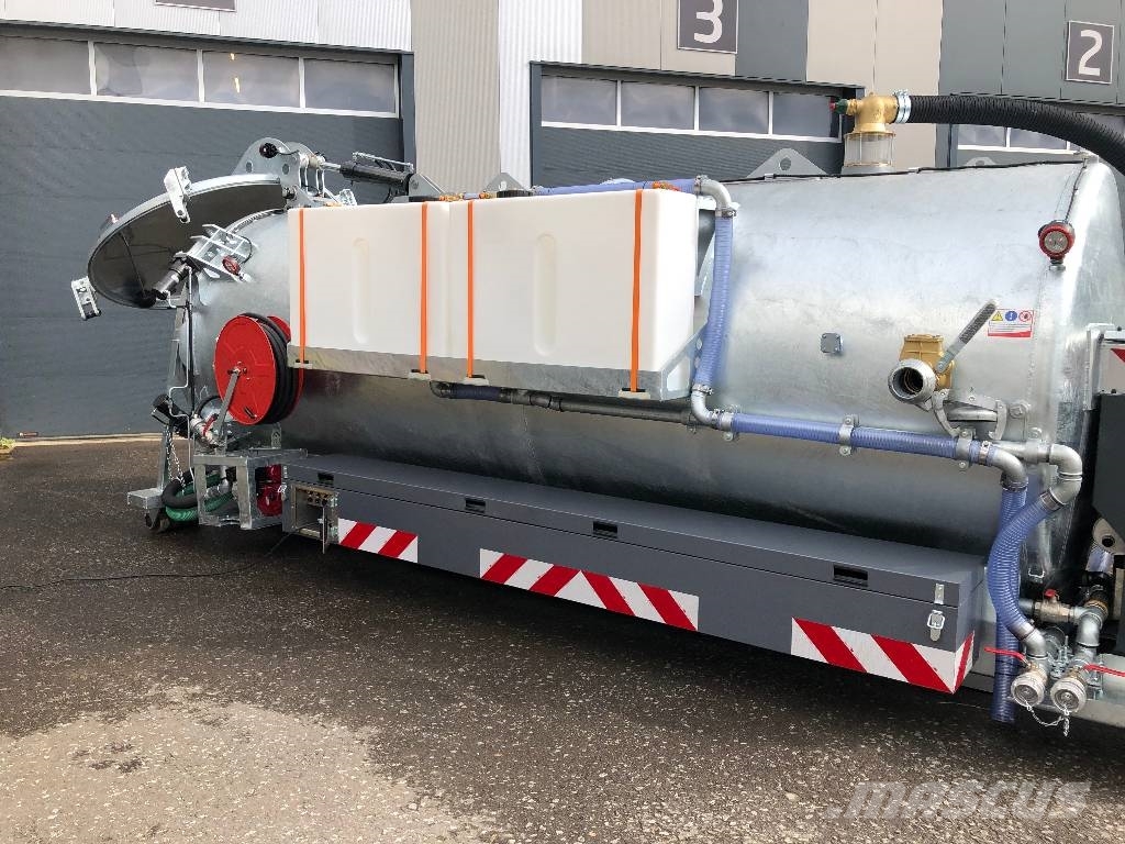 Altro-Tec GmbH Abrollcontainer 10m³ Feuerwehr Wassertank 组合/真空油槽车