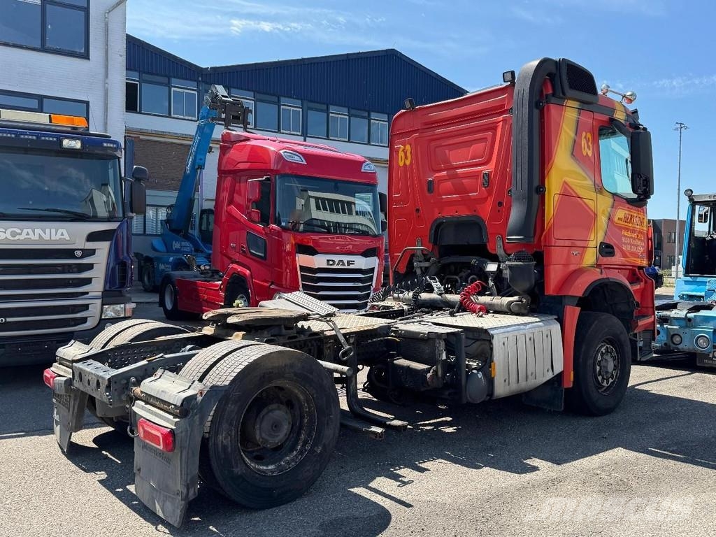 Mercedes-Benz Arocs 2143 4X4 * ENGINE DEFECT* EURO 6 曳引機組件