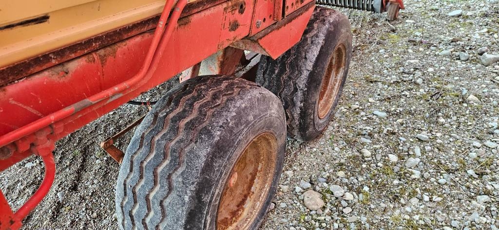 Krone Turbo 3200 セルフローディングトレーラー
