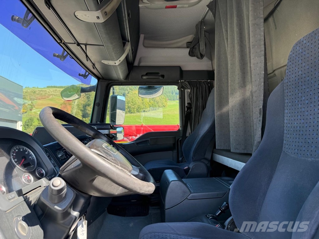 MAN TGA 26.400 + Palfinger PK 16502 + Schwarzmüller Kranwagen