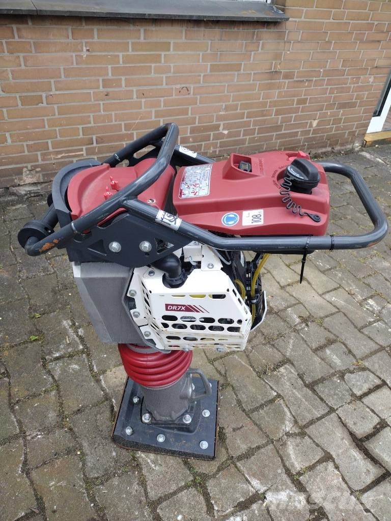 Dynapac DRP20DX (225 kg / 600 mm / 35 kN) Trilmachines