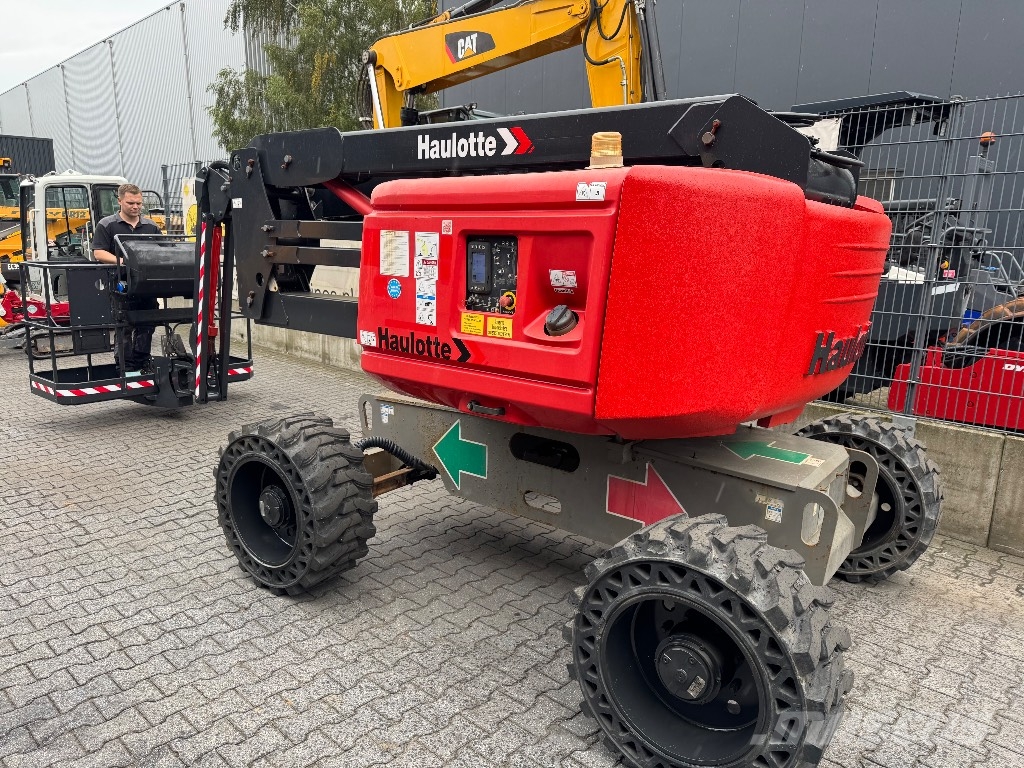 Haulotte HR 16 RTJ Compact self-propelled boom lifts