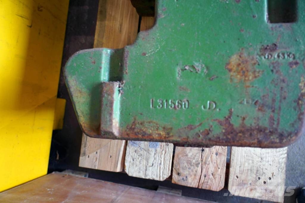  Frontvikter John Deere الأوزان الأمامية