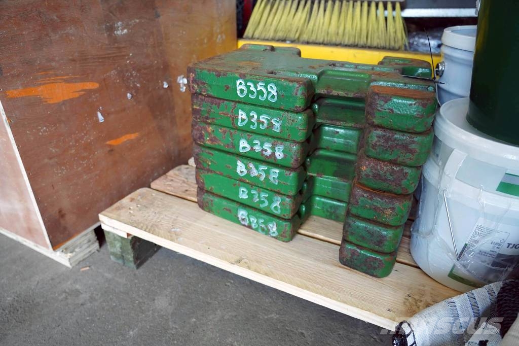 Frontvikter John Deere الأوزان الأمامية