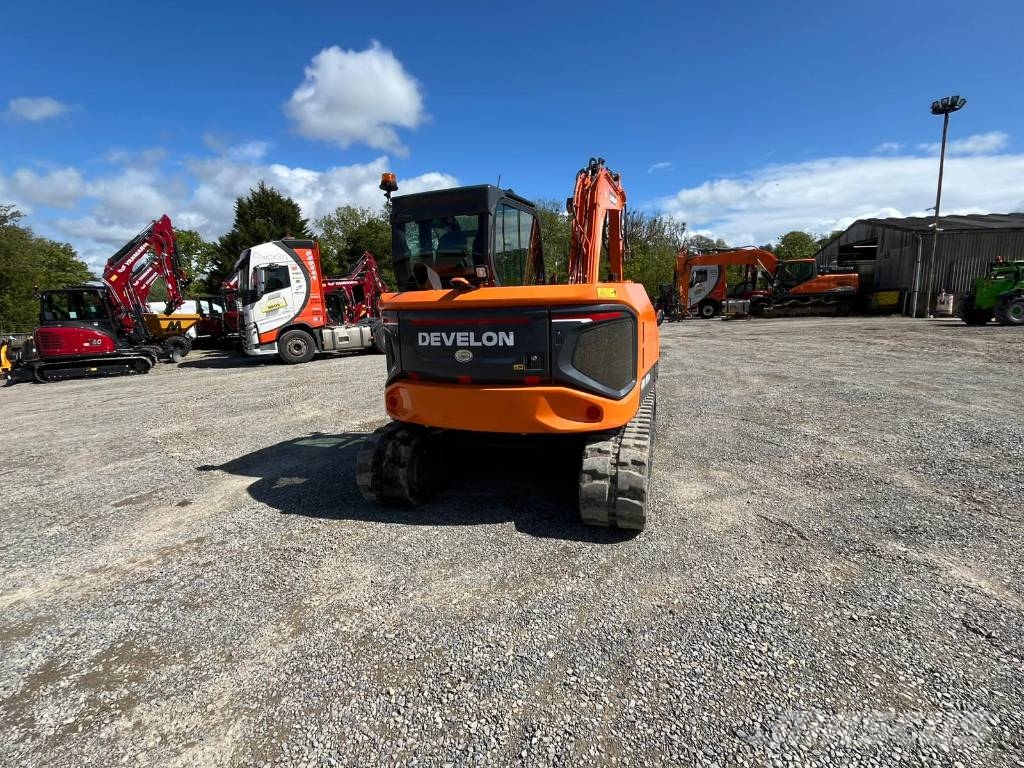 Develon DX 85 R Crawler excavators