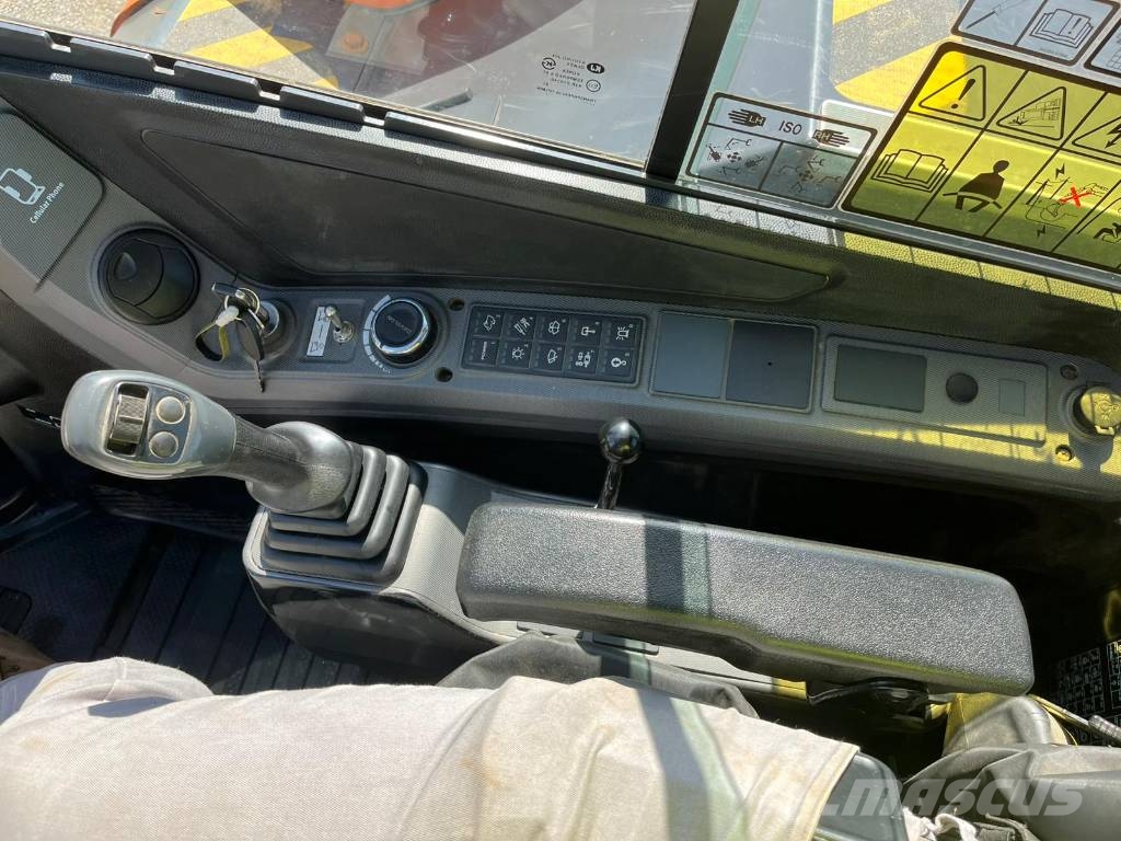 Develon DX 85 R Crawler excavators