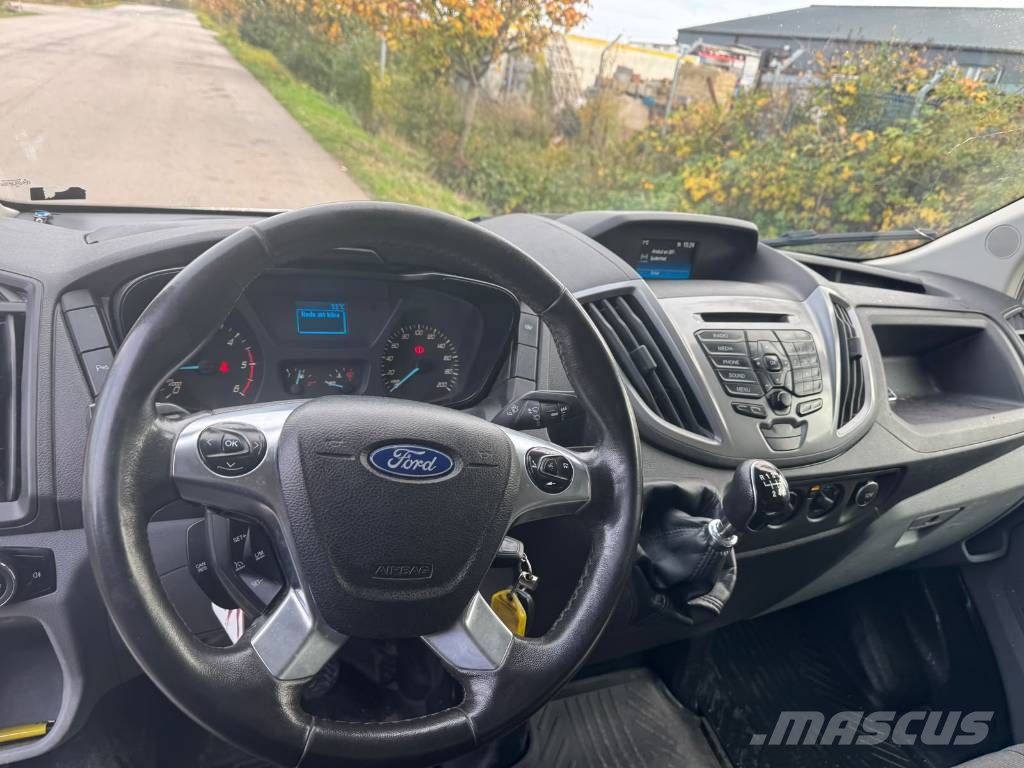 Ford Transit Lieferwagen
