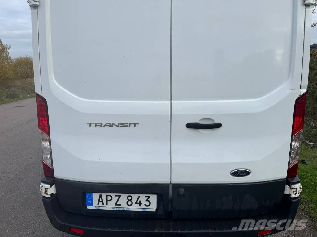 Ford Transit Lieferwagen