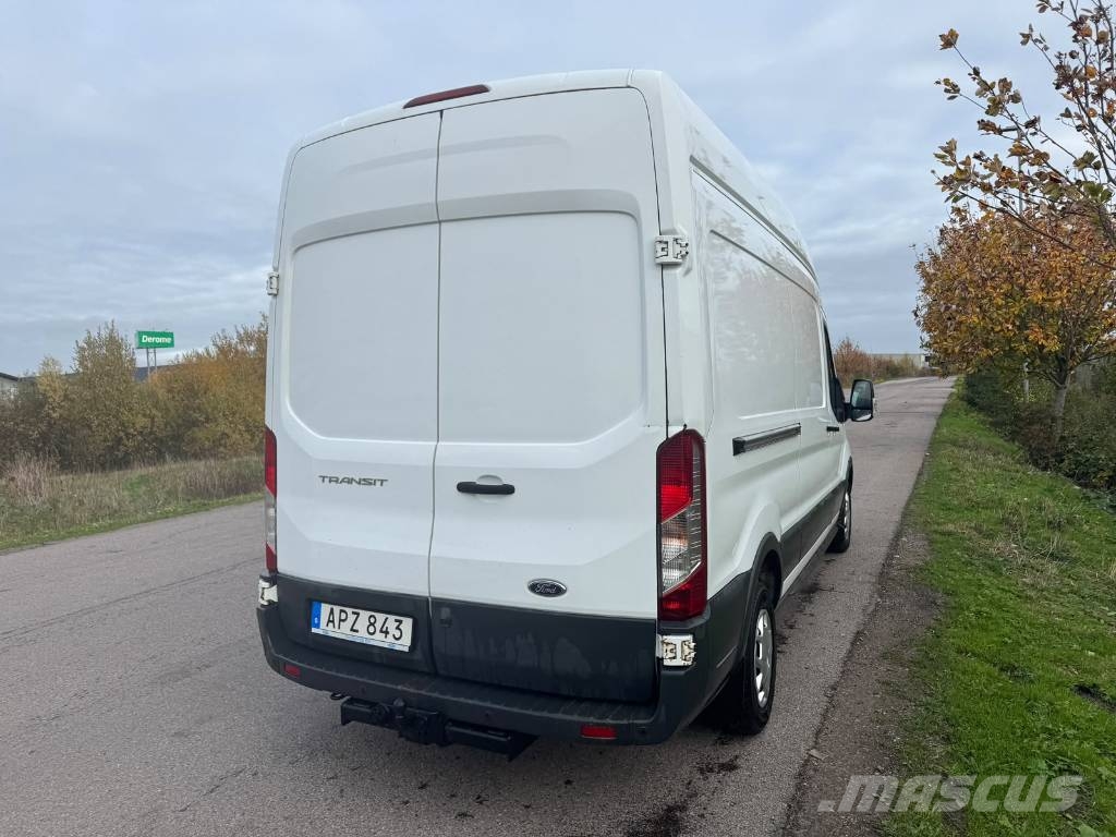 Ford Transit Lieferwagen