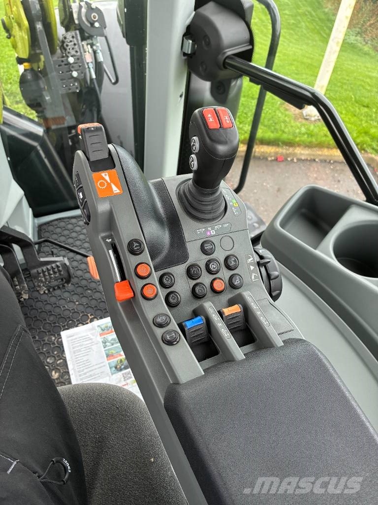CLAAS ARION 630 CMATIC CIS+ Traktorok