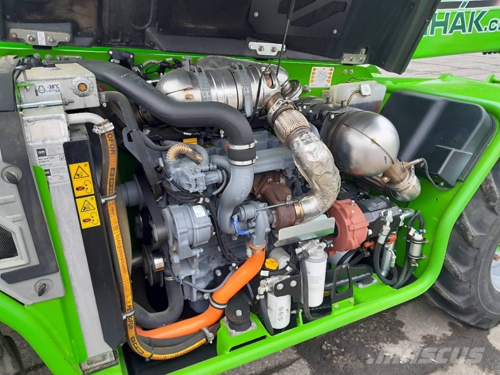 Merlo MERLO  P40.13  a P40.13PLUS 伸縮臂操作車