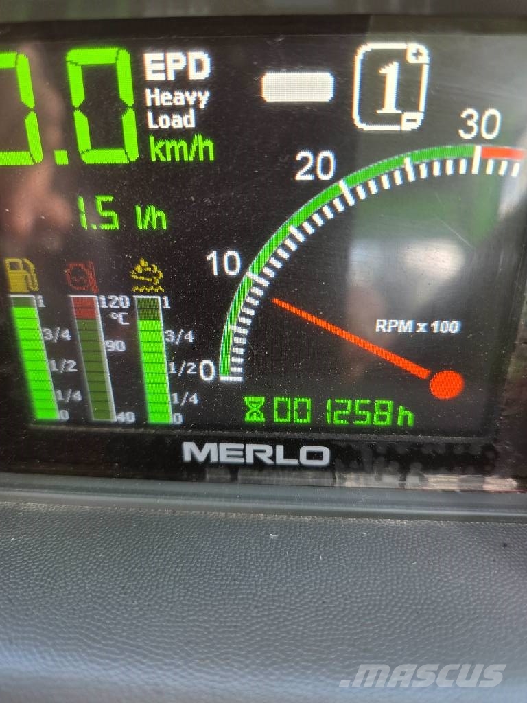 Merlo MERLO  P40.13  a P40.13PLUS 伸縮臂操作車