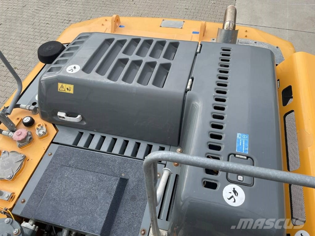 Liebherr R 926 SLC Raupenbagger