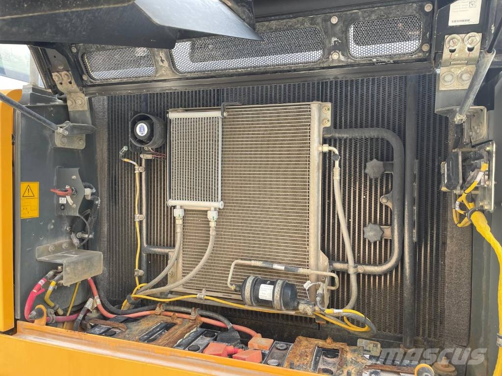 Liebherr R 926 SLC Raupenbagger