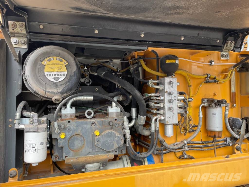 Liebherr R 926 SLC Raupenbagger