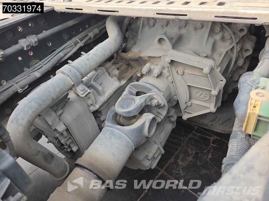 Iveco S-Way 510 4X2 Retarder 2x Tanks ADR Standklima ACC Sattelzugmaschinen