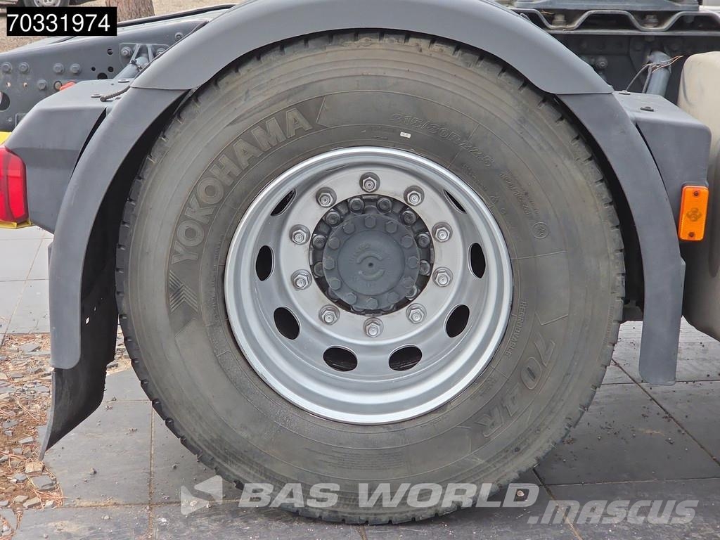 Iveco S-Way 510 4X2 Retarder 2x Tanks ADR Standklima ACC Sattelzugmaschinen