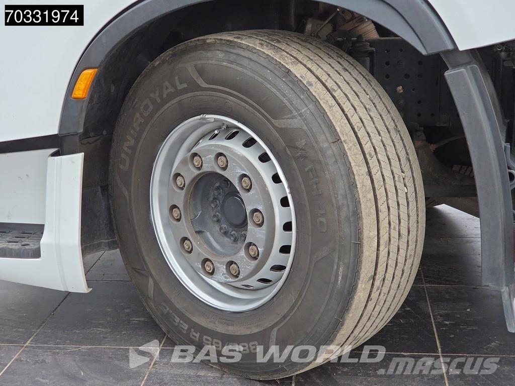 Iveco S-Way 510 4X2 Retarder 2x Tanks ADR Standklima ACC Sattelzugmaschinen