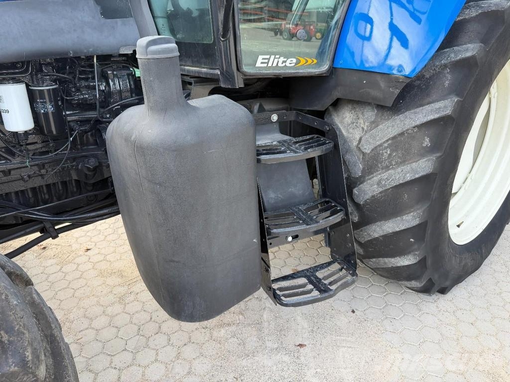 New Holland T6050 Tractoren