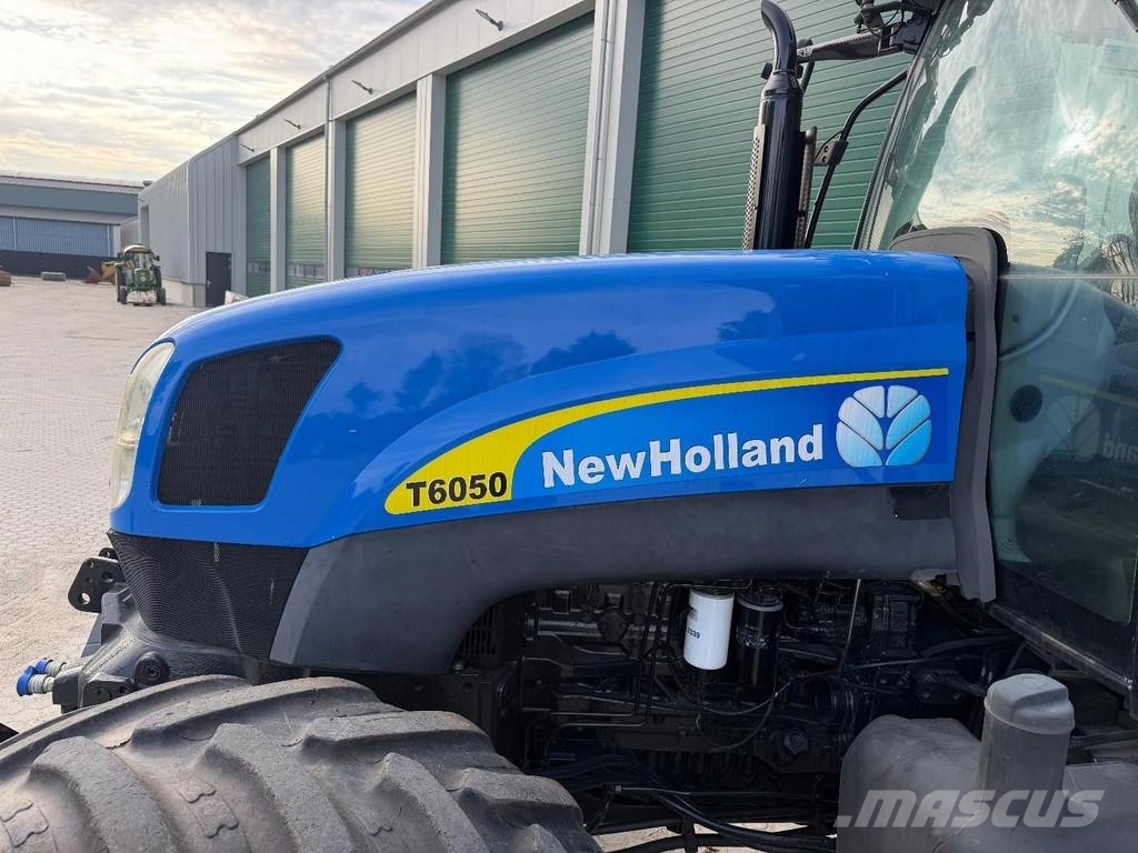 New Holland T6050 Tractoren