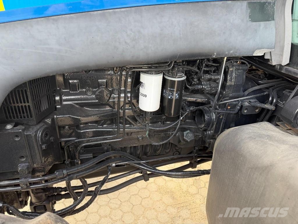 New Holland T6050 Tractoren
