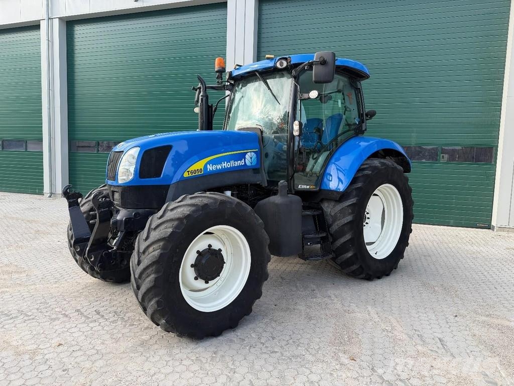 New Holland T6050 Tractoren
