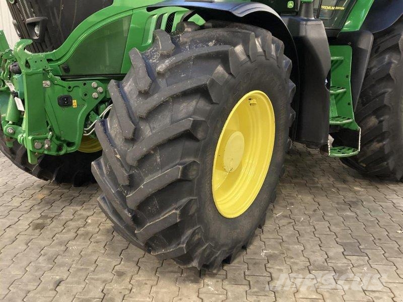 John Deere 6215R Tratores Agrícolas usados