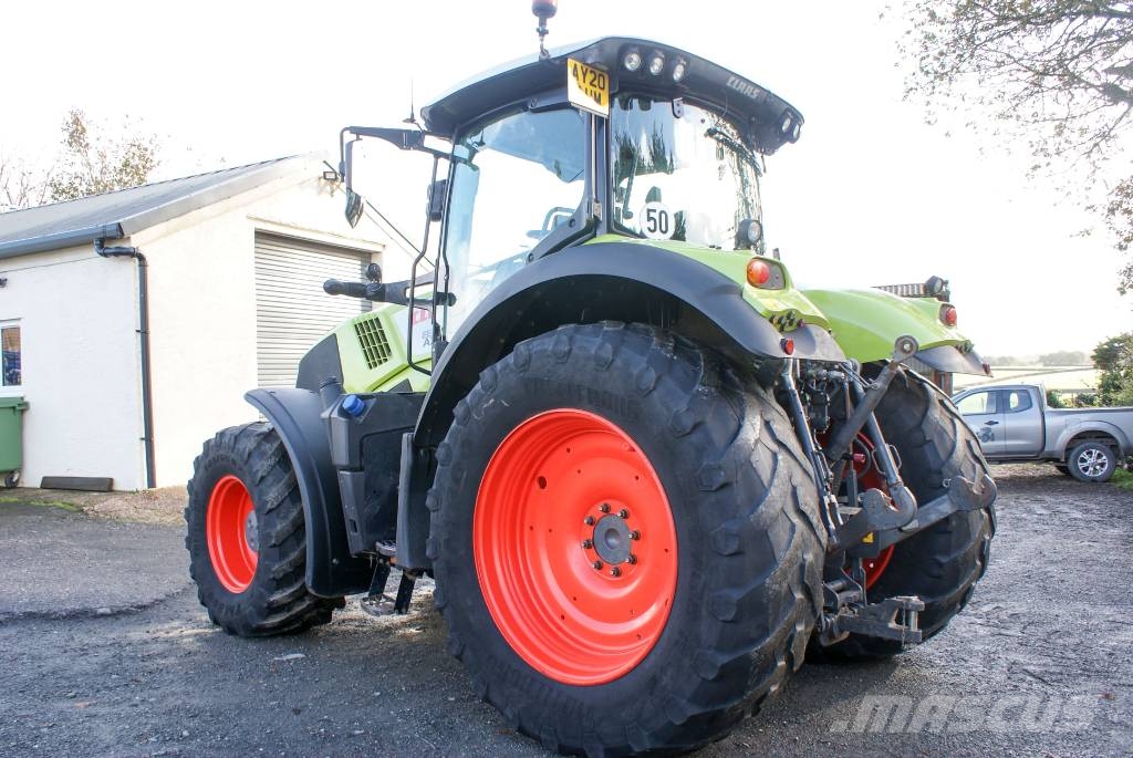 CLAAS Axion 830 CIS Tractors